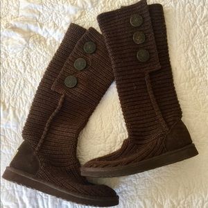 Brown crochet uggs